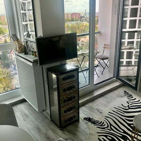 Luxury Wola Apartament Varsóvia Exterior foto